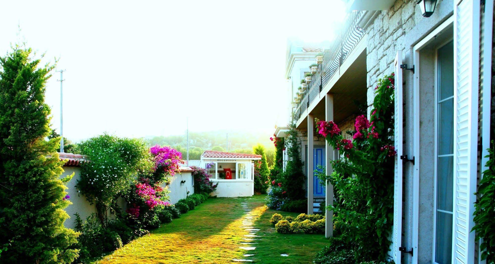 Yasemin Alacati (Adults Only) Dış mekan fotoğraf