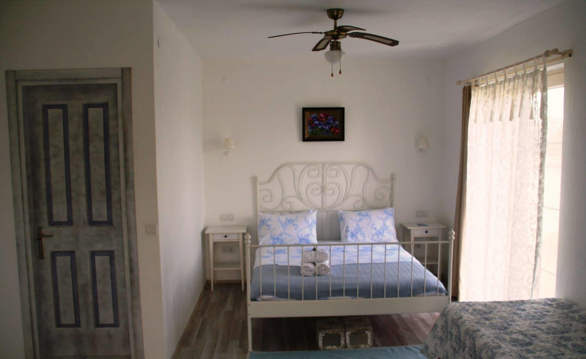 Yasemin Alacati (Adults Only) Dış mekan fotoğraf