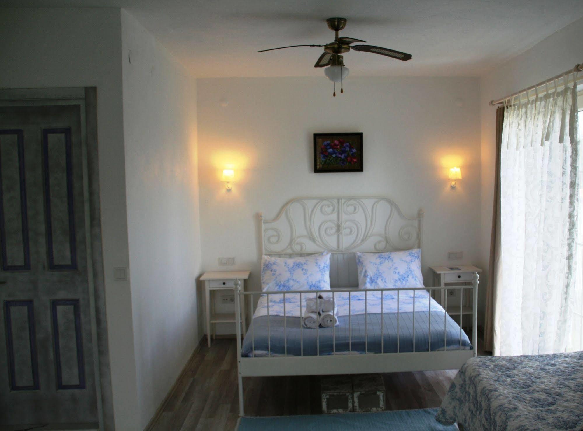 Yasemin Alacati (Adults Only) Dış mekan fotoğraf